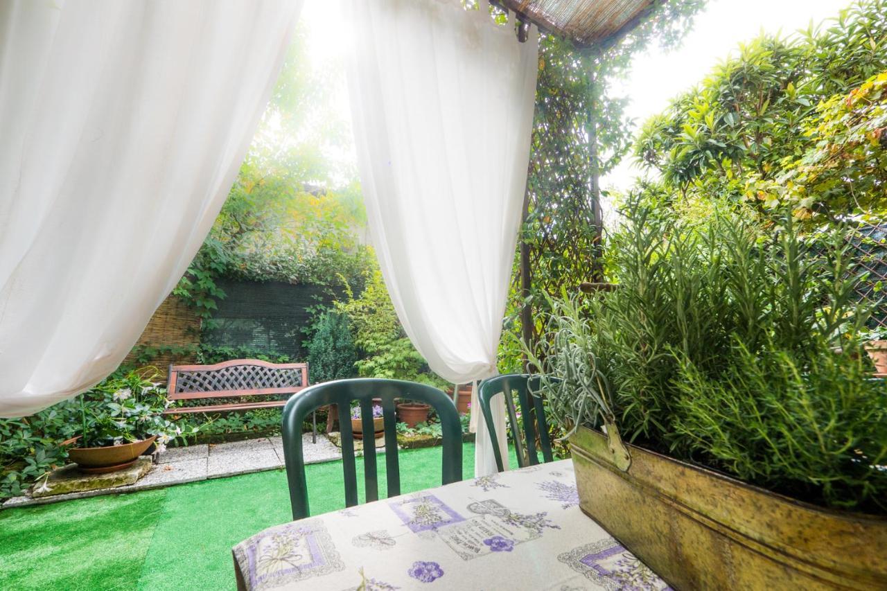 Garden Sweet House Desenzano Leilighet Desenzano del Garda Eksteriør bilde
