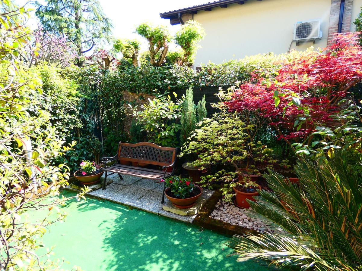 Garden Sweet House Desenzano Leilighet Desenzano del Garda Eksteriør bilde